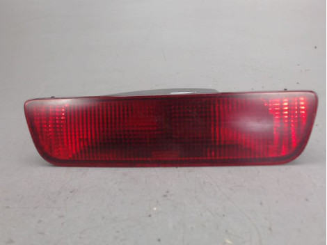 FEU BROUILLARD CENTRAL ARRIERE NISSAN MICRA