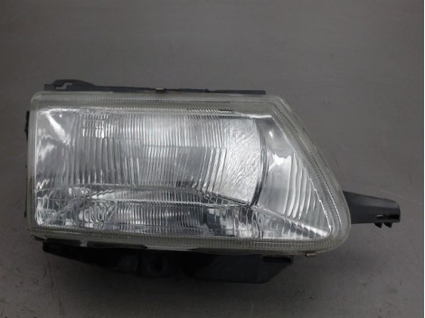 PHARE DROIT CITROEN SAXO