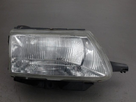 PHARE DROIT CITROEN SAXO