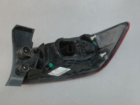 FEU ARRIERE GAUCHE  RENAULT CLIO