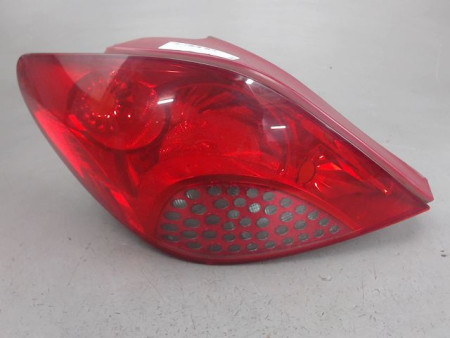 FEU ARRIERE GAUCHE  PEUGEOT 207