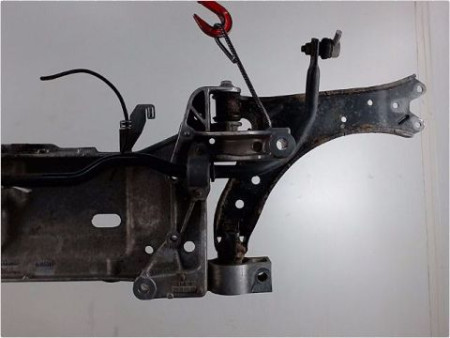 BERCEAU MOTEUR AVANT VOLKSWAGEN GOLF