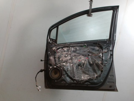 PORTE AVANT DROIT TOYOTA YARIS
