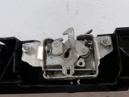 FACE AVANT RENAULT CLIO