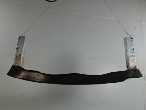 RENFORT PARE-CHOC ARRIERE  AUDI A4