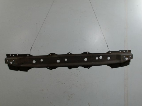 TRAVERSE INFERIEURE ARMATURE AVANT TOYOTA YARIS