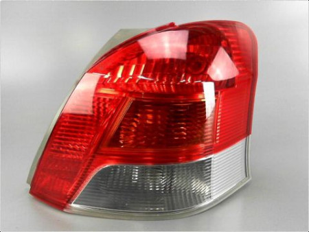 FEU ARRIERE DROIT TOYOTA YARIS 2003-2005