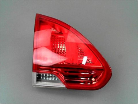 FEU ARRIERE INTERIEUR GAUCHE PEUGEOT 2008 13-16