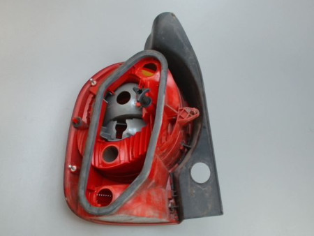 FEU ARRIERE DROIT RENAULT MODUS