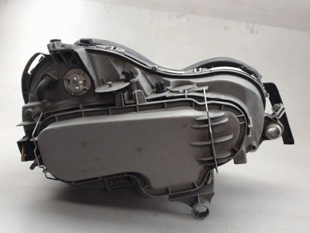 PHARE DROIT MERCEDES E220