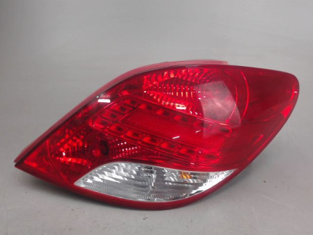 FEU ARRIERE DROIT PEUGEOT 207