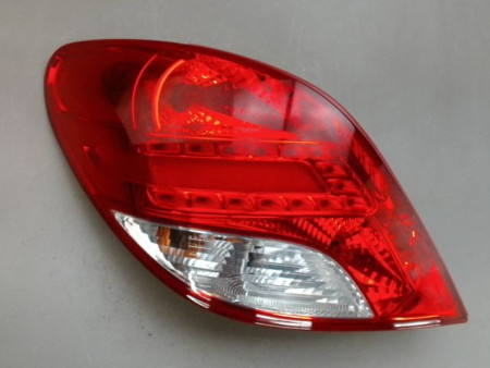 FEU ARRIERE GAUCHE  PEUGEOT 207