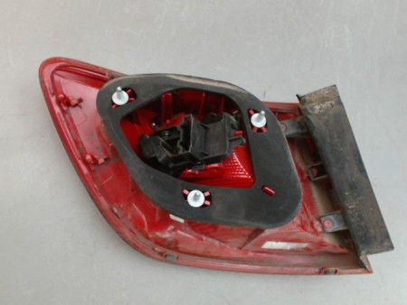 FEU ARRIERE DROIT SEAT IBIZA