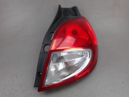 FEU ARRIERE DROIT RENAULT CLIO
