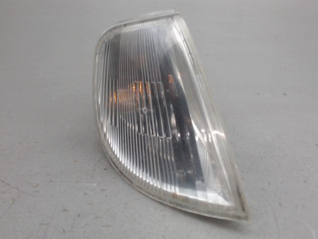 CLIGNOTANT DROIT CITROEN SAXO