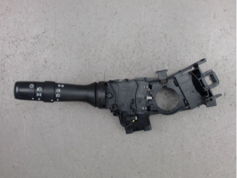 COMMANDE CLIGNOTANT TOYOTA YARIS