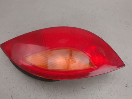 FEU ARRIERE GAUCHE  FORD KA