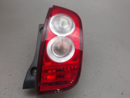 FEU ARRIERE DROIT NISSAN MICRA