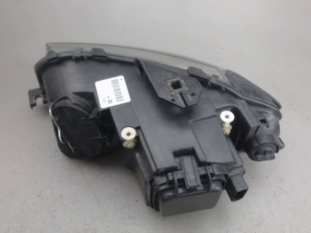 PHARE DROIT AUDI A3