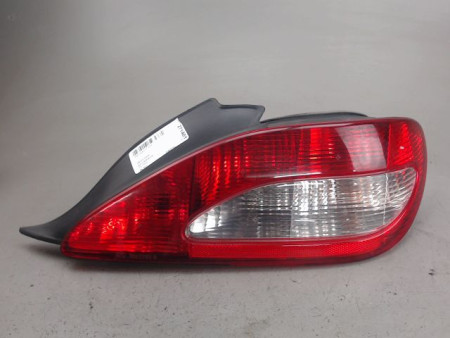 FEU ARRIERE DROIT PEUGEOT 406