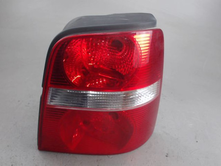 FEU ARRIERE DROIT VOLKSWAGEN TOURAN