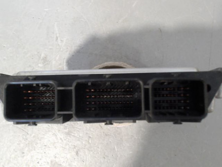 CALCULATEUR MOTEUR RENAULT LAGUNA