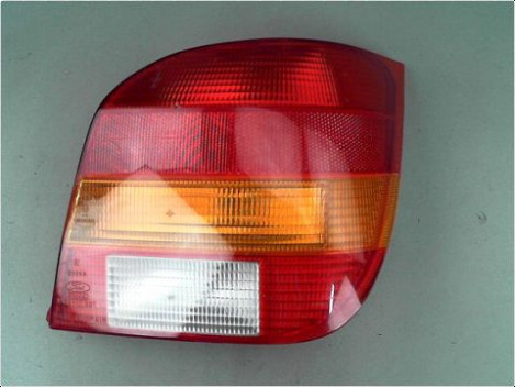 FEU ARRIERE DROIT FORD FIESTA 94-96