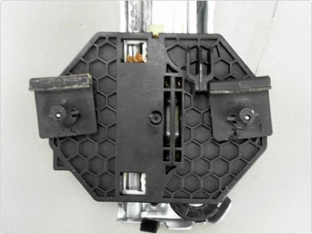 MECANISME LEVE-GLACE AVANT GAUCHE DACIA SANDERO II 12-17