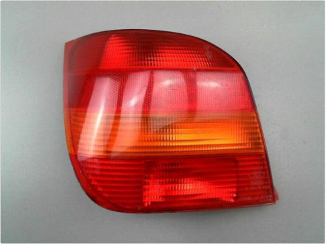 FEU ARRIERE GAUCHE  FORD FIESTA 94-96