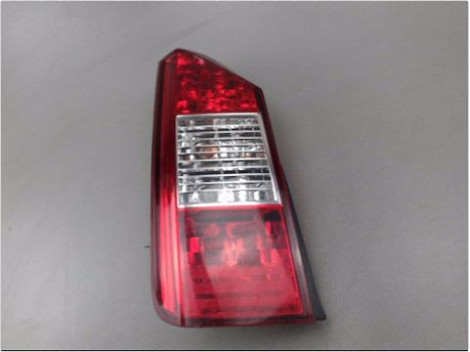 FEU ARRIERE GAUCHE  FIAT IDEA 2005-