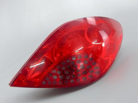 FEU ARRIERE DROIT PEUGEOT 207