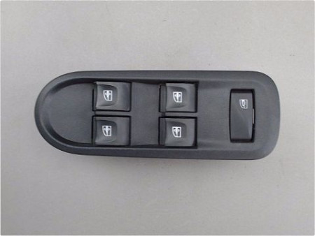 COMMANDE LEVE-GLACE PORTE AVG DACIA DUSTER