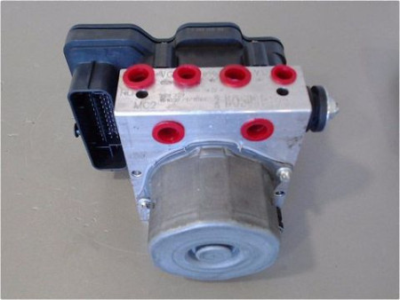 UNITE HYDRAULIQUE ABS DACIA DUSTER