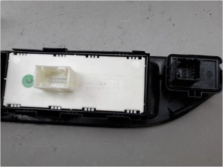 COMMANDE LEVE-GLACE PORTE AVG FIAT TIPO