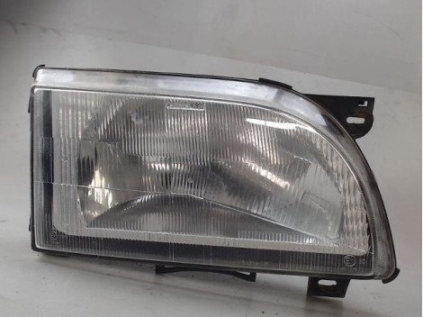 PHARE DROIT FORD TRANSIT