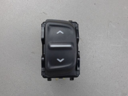COMMANDE LEVE-GLACE PORTE AVG DACIA SANDERO