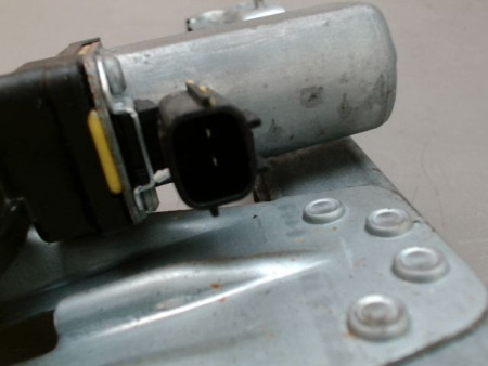 MECANISME LEVE-GLACE AVANT DROIT DACIA SANDERO