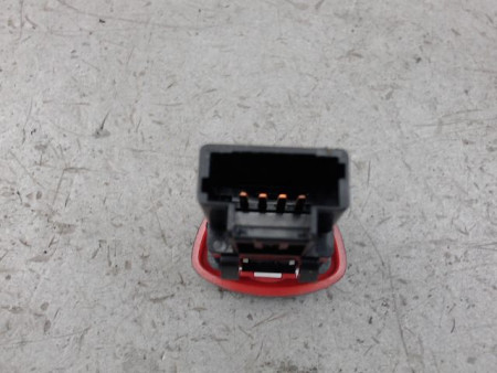 BOUTON DE WARNING RENAULT CLIO