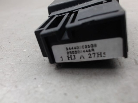 COMMANDE AUTORADIO DACIA DUSTER