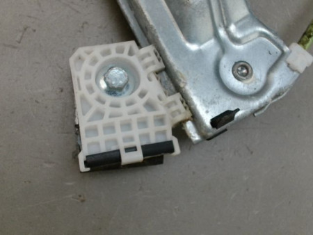 MECANISME LEVE-GLACE AVANT GAUCHE PEUGEOT 208