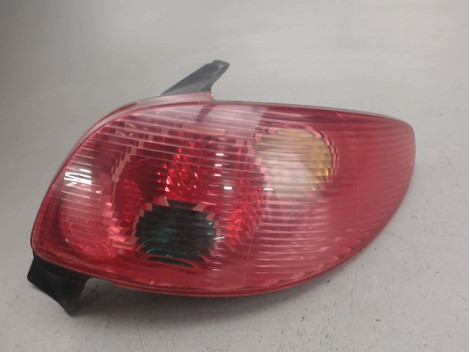 FEU ARRIERE DROIT PEUGEOT 206