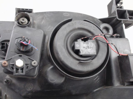 PHARE GAUCHE NISSAN X-TRAIL 2004-2007