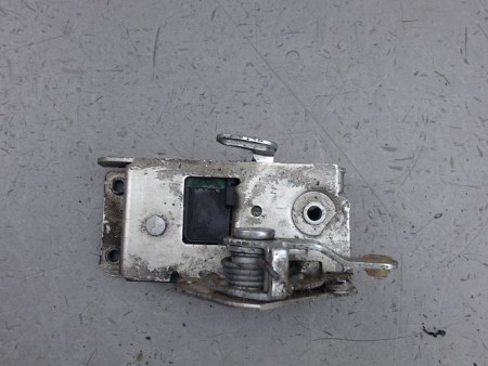 SERRURE PORTE COULISSANTE DROIT IVECO 35S12