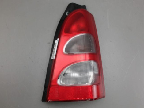 FEU ARRIERE DROIT SUZUKI WAGON-R
