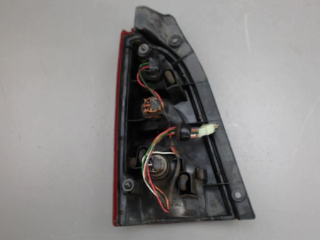 FEU ARRIERE DROIT SUZUKI WAGON-R