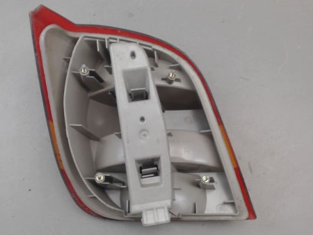 FEU ARRIERE DROIT FORD FIESTA