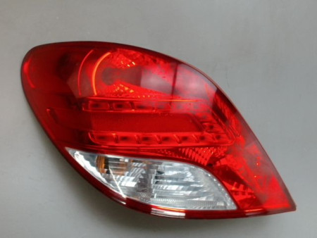 FEU ARRIERE GAUCHE  PEUGEOT 207