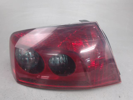 FEU ARRIERE GAUCHE  PEUGEOT 407