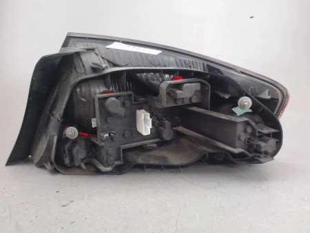 FEU ARRIERE GAUCHE  PEUGEOT 407