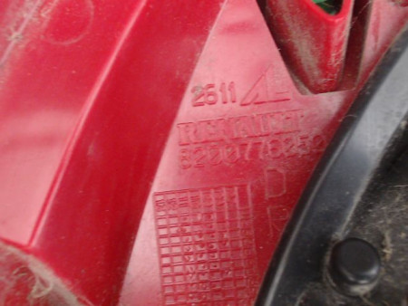 FEU ARRIERE DROIT RENAULT CLIO